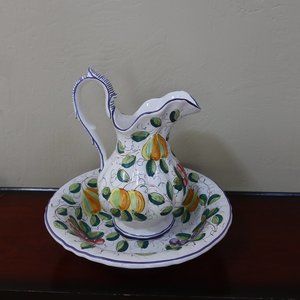 Fine Italian pottery from the Amalfi Coast